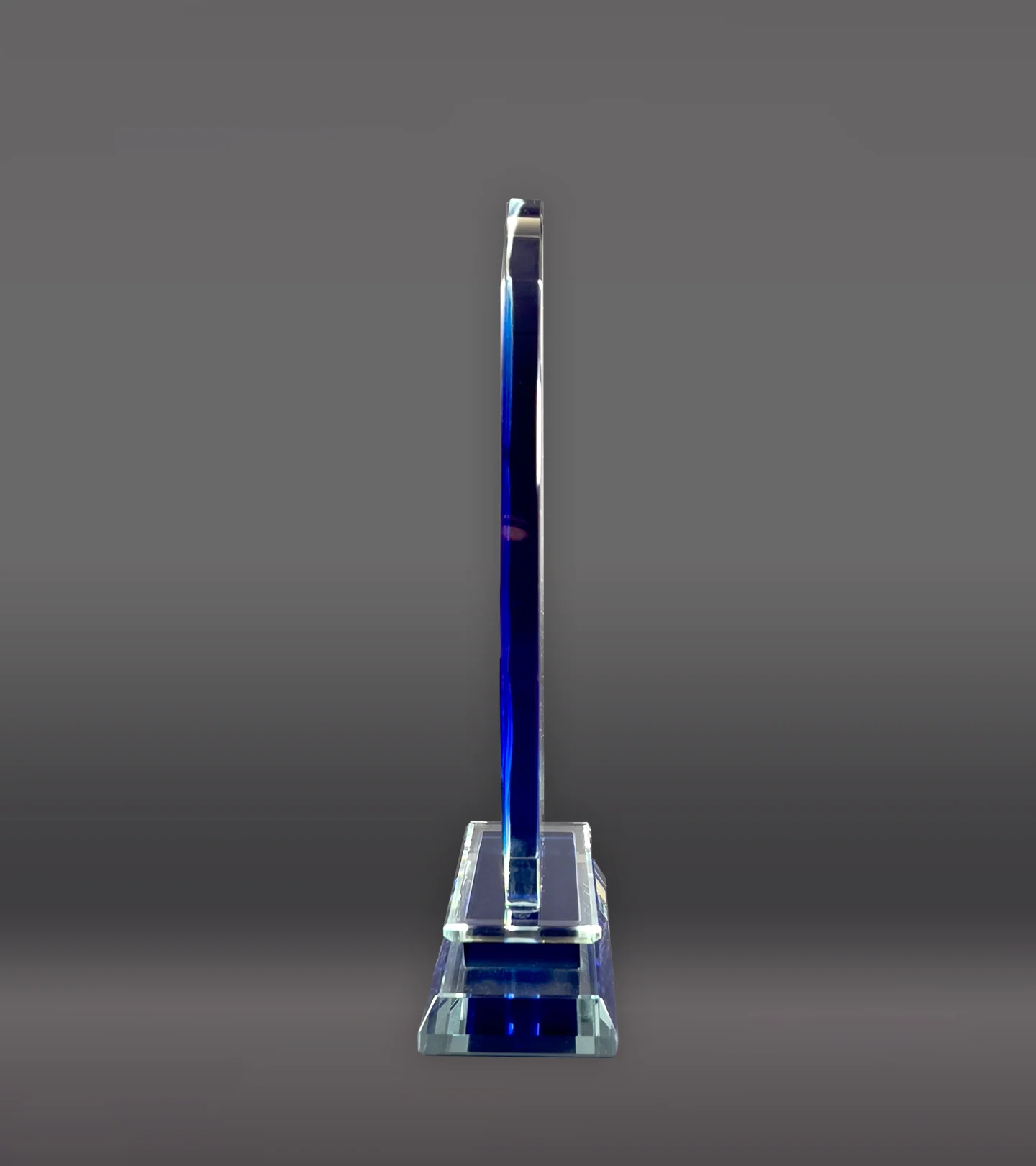 Circle Glass With Blue Sides - Image 3