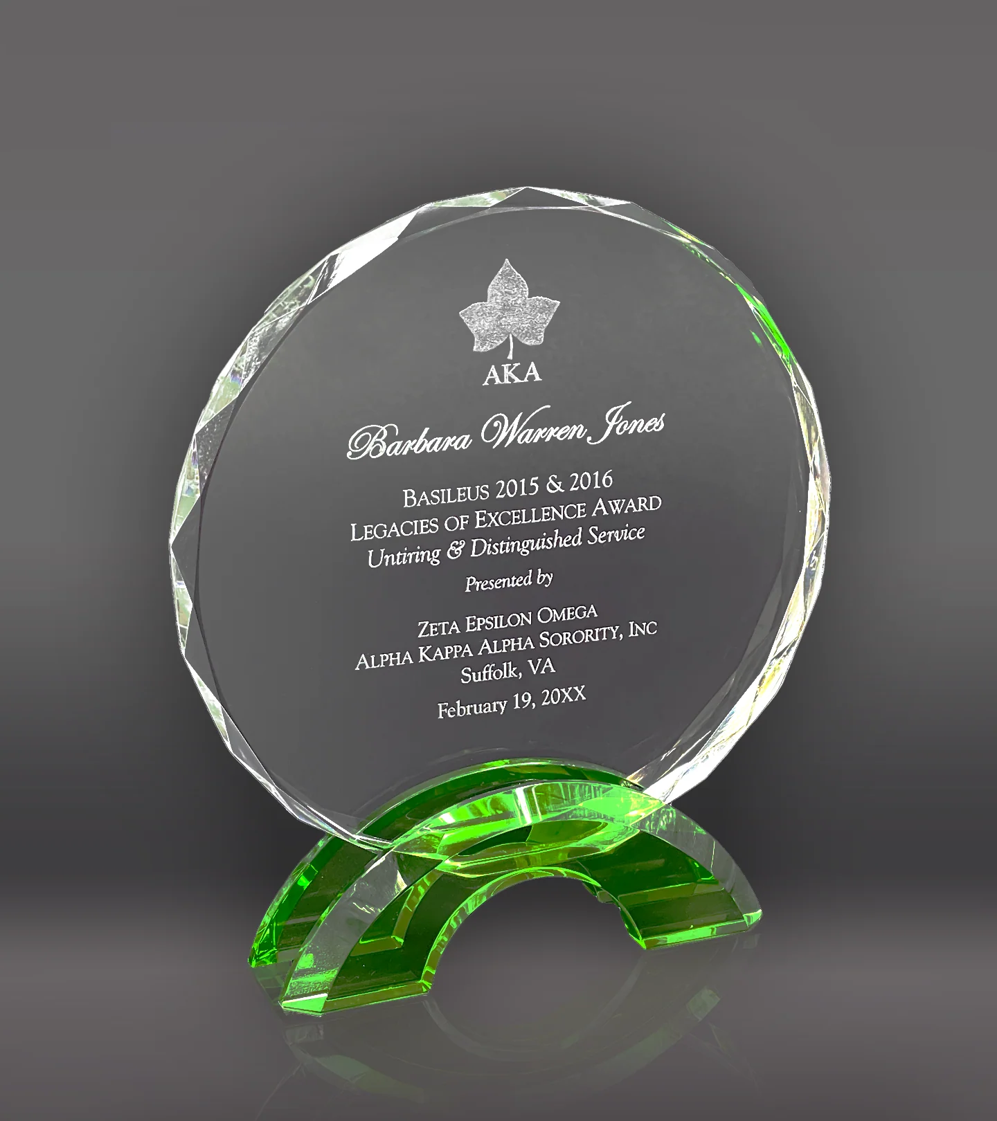 Circle Glass With Green Base