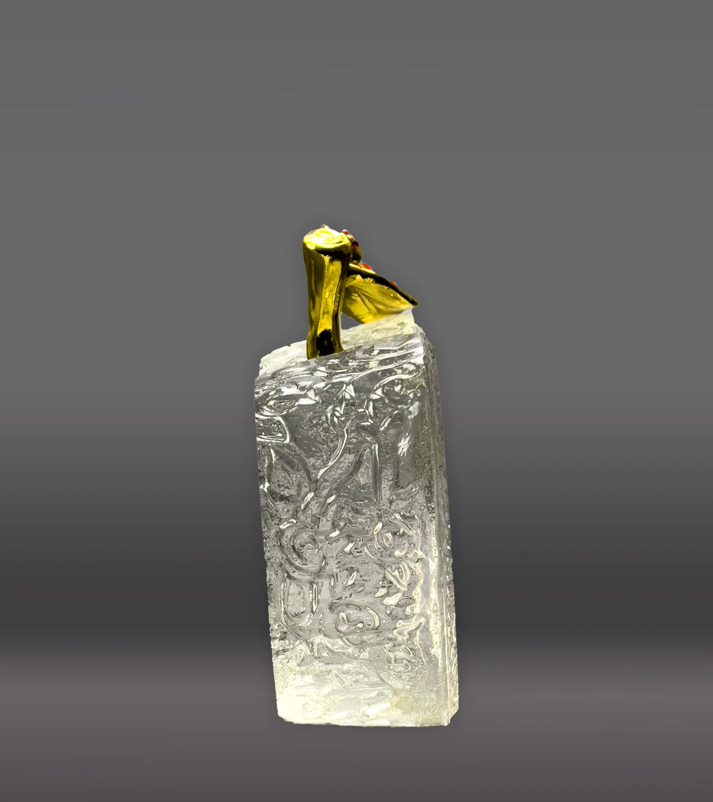 Crystal Apple with Gold Stem - Image 3