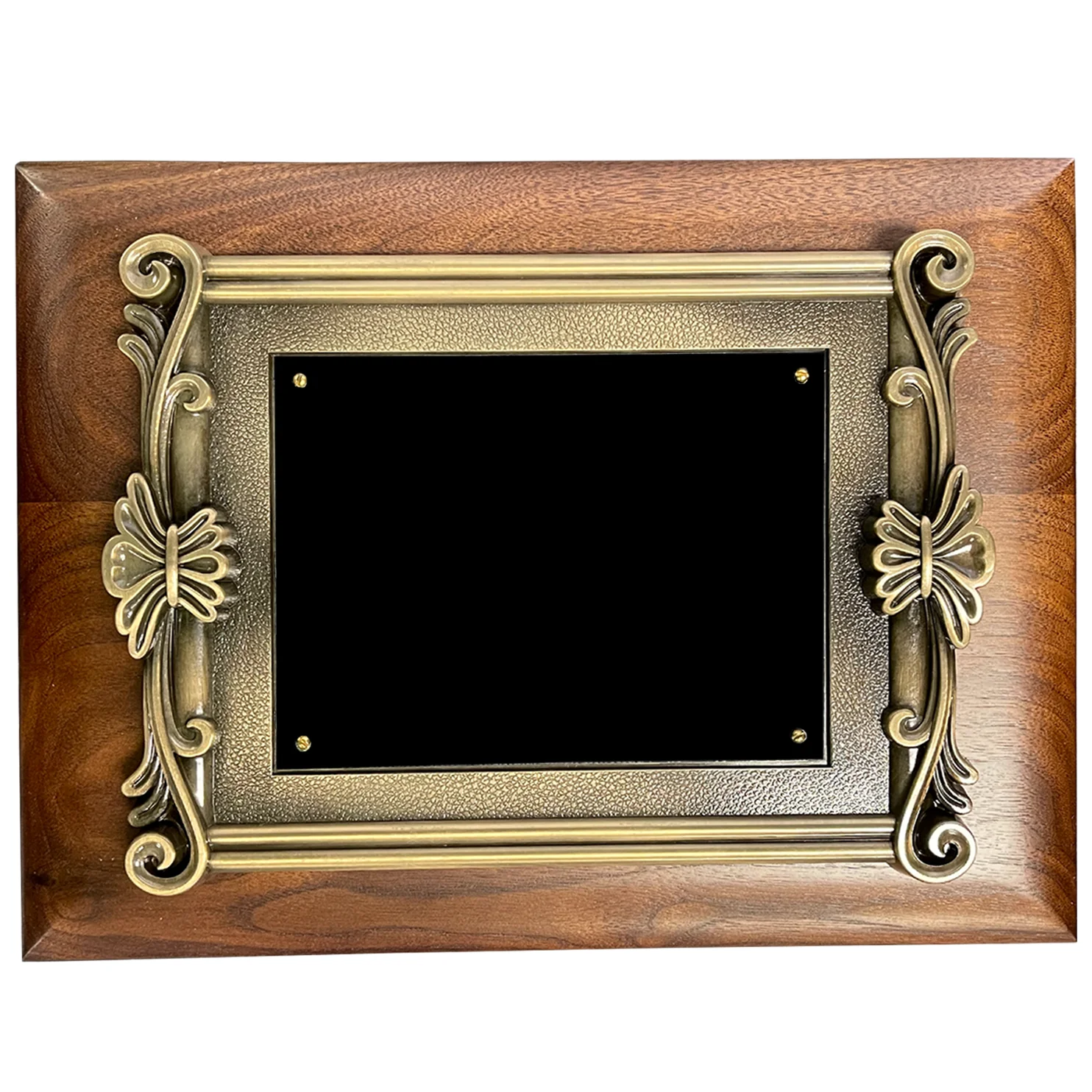 Walnut Wreath Frame Plaque - Image 3